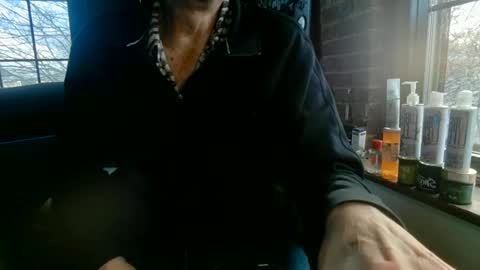 Snapshot of nfgwholoves2cum chatting on 03-09-25, 10:08 NFG Nice Friendly Guy Dick online show from 03-09-25, 10:08