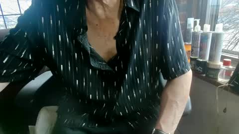 Snapshot of nfgwholoves2cum chatting on 03-12-25, 09:24 NFG Nice Friendly Guy Dick online show from 03-12-25, 09:24