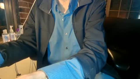 Snapshot of nfgwholoves2cum chatting on 10-13-25, 11:38 NFG Nice Friendly Guy Dick online show from 10-13-25, 11:38
