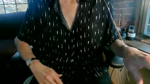 Snapshot of nfgwholoves2cum chatting on 10-21-25, 09:37 NFG Nice Friendly Guy Dick online show from 10-21-25, 09:37