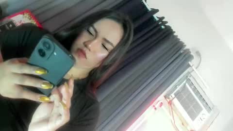 nia_jaxx online show from 02-05-26, 11:15