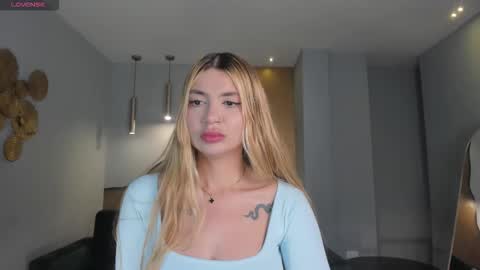 SQUIRTER DOLL    online show from 03-14-26, 07:19