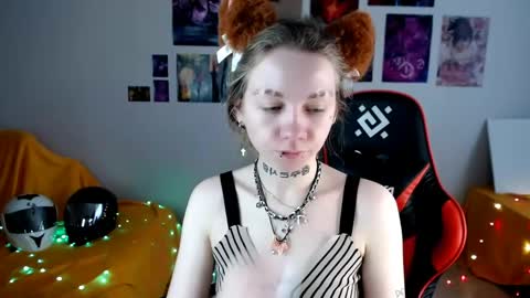 nica_kawaii online show from 05-21-26, 12:23