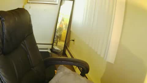 Nicci babyyy online show from 10-13-25, 10:32