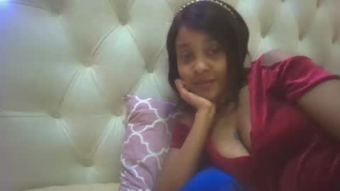Snapshot of nicckah_ chatting on 02-14-25, 05:19 Lilly online show from 02-14-25, 05:19