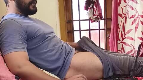 Snapshot of nice_guy_4u_ chatting on 02-10-26, 09:35 Robin online show from 02-10-26, 09:35