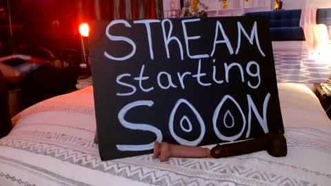 NICE AND SAVVY online show from 09-28-25, 03:56