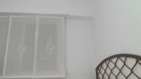 Snapshot of nicebrown chatting on 04-28-26, 02:27 Sfora online show from 04-28-26, 02:27