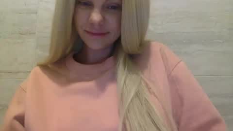 Amber online show from 10-16-25, 10:38