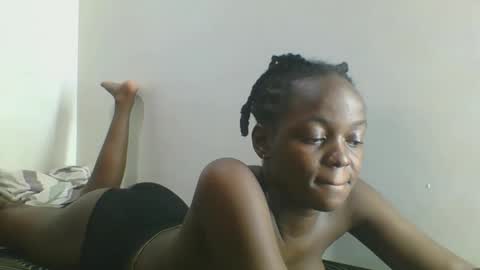 Snapshot of nicefantacy chatting on 04-14-26, 12:05 nicefantacy online show from 04-14-26, 12:05