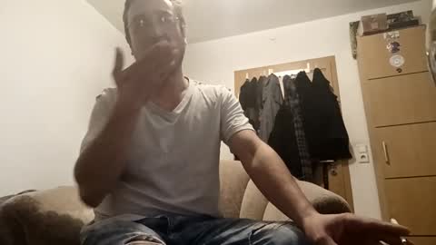 Snapshot of nicefuck0077 chatting on 12-08-24, 02:18 nicefuck0077 online show from 12-08-24, 02:18