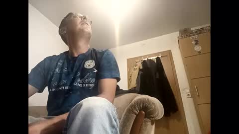 Snapshot of nicefuck0077 chatting on 10-18-25, 01:30 nicefuck0077 online show from 10-18-25, 01:30