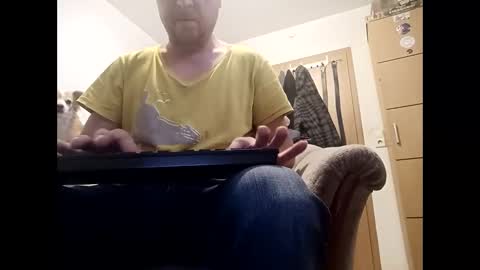 Snapshot of nicefuck0077 chatting on 11-16-25, 12:16 nicefuck0077 online show from 11-16-25, 12:16