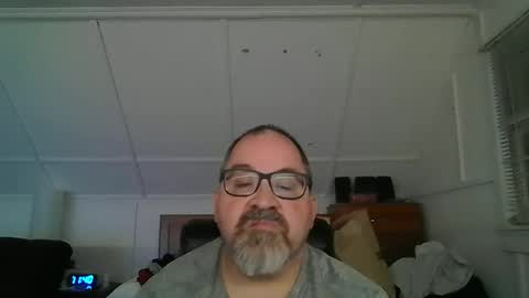 Snapshot of niceguy7208 chatting on 06-02-26, 03:41 niceguy7208 online show from 06-02-26, 03:41