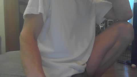 Snapshot of niceguyandrew chatting on 09-26-25, 10:25 Andrew online show from 09-26-25, 10:25