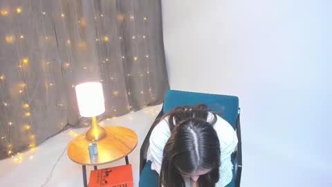 Nicole online show from 12-20-25, 11:50