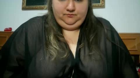 Nicholle online show from 04-29-26, 09:43