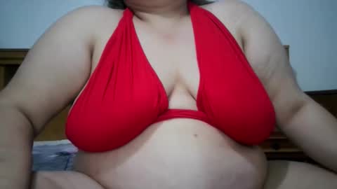 Nicholle online show from 05-17-26, 09:44