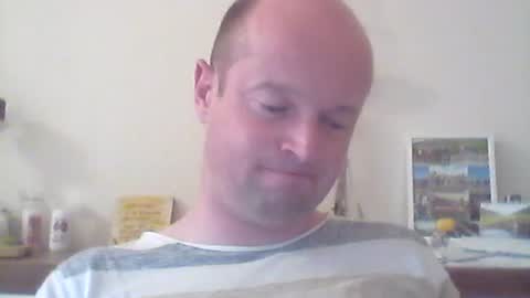Snapshot of nick1990b chatting on 06-15-26, 05:15 nick1990b online show from 06-15-26, 05:15