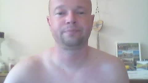 Snapshot of nick1990b chatting on 06-21-26, 04:53 nick1990b online show from 06-21-26, 04:53