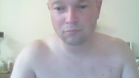 Snapshot of nick1990b chatting on 07-13-26, 06:22 nick1990b online show from 07-13-26, 06:22