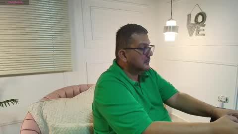 Nicky online show from 12-14-25, 08:35