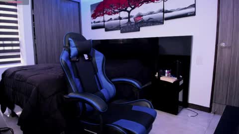 Nick Klaus online show from 04-21-26, 10:56