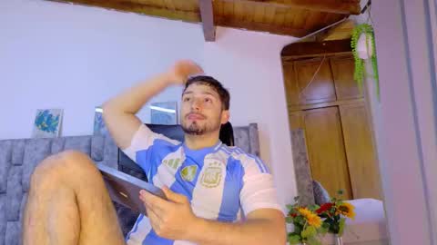 nick_moss_ online show from 02-10-26, 11:03