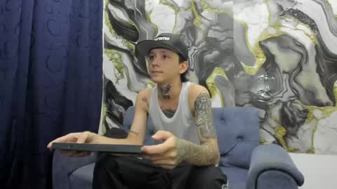 Snapshot of nick_straightboy chatting on 06-04-26, 04:51 Nick online show from 06-04-26, 04:51