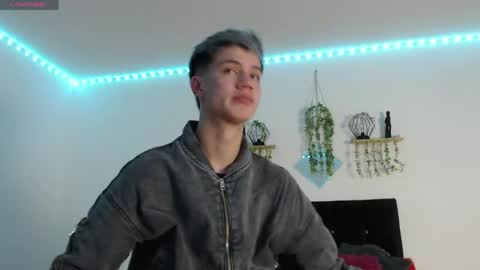 Nick  online show from 05-05-26, 03:09