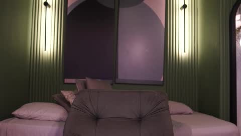 Jhohan online show from 10-27-25, 01:37