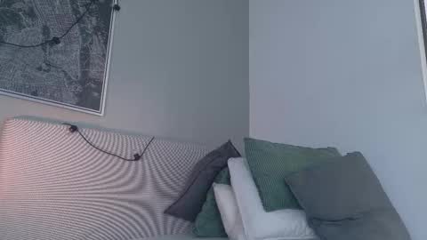 NICKI FOX  online show from 11-25-25, 07:58