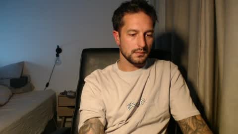 Snapshot of nickmaxx541 chatting on 07-22-26, 01:25 Nick maxx online show from 07-22-26, 01:25