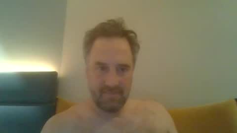 nicknut07 online show from 01-12-26, 08:58