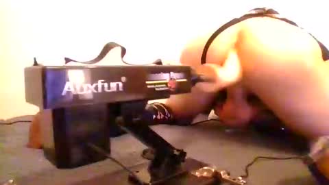 Snapshot of nickolas06 chatting on 10-31-25, 01:50 nickolas06 online show from 10-31-25, 01:50