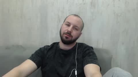 Julian online show from 03-10-26, 11:21