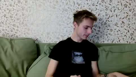 Snapshot of nicksuper8 chatting on 12-04-24, 02:31 Nick online show from 12-04-24, 02:31