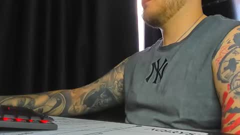 nicktattoomaster online show from 06-11-26, 12:25