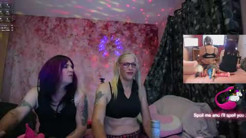 nicktuuk online show from 07-17-26, 11:42