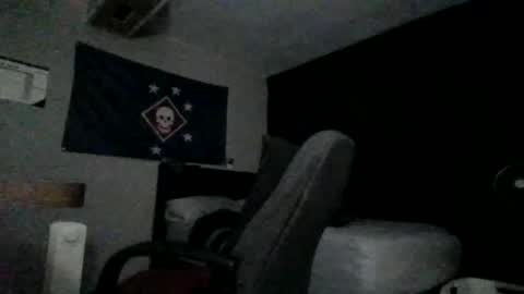 Snapshot of nicky41_ chatting on 12-04-24, 02:42 PLAYING COD online show from 12-04-24, 02:42