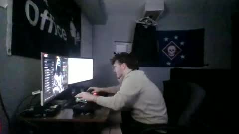 Snapshot of nicky41_ chatting on 12-20-24, 01:25 PLAYING COD online show from 12-20-24, 01:25