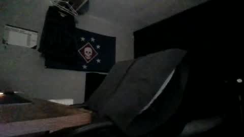 Snapshot of nicky41_ chatting on 12-21-24, 05:14 PLAYING COD online show from 12-21-24, 05:14