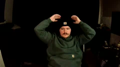 Snapshot of nicky41_ chatting on 12-22-24, 04:28 PLAYING COD online show from 12-22-24, 04:28
