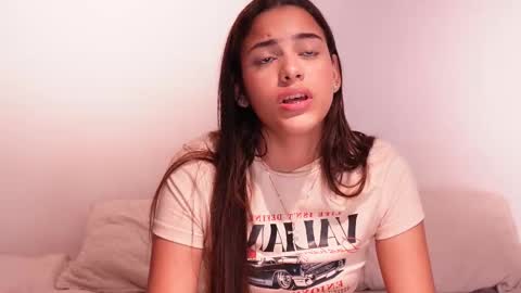 Snapshot of nicky_and_blake chatting on 02-19-25, 01:08 nicky and blake online show from 02-19-25, 01:08