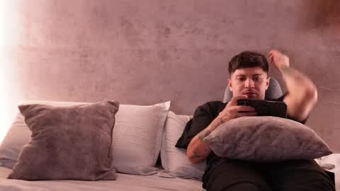 nicky and blake online show from 03-24-26, 06:24