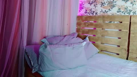 nicky_oli online show from 02-04-25, 01:16