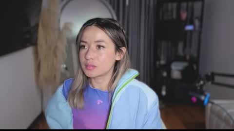 Nicky online show from 01-06-26, 10:12