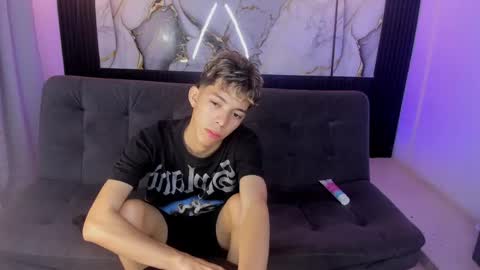 nico_naughtyboy online show from 05-30-26, 01:03