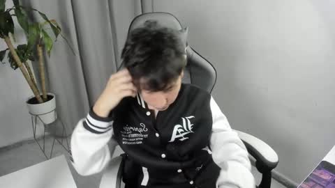 Nico  online show from 04-25-26, 06:38