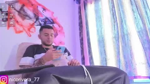 Nicolas online show from 10-24-25, 01:51